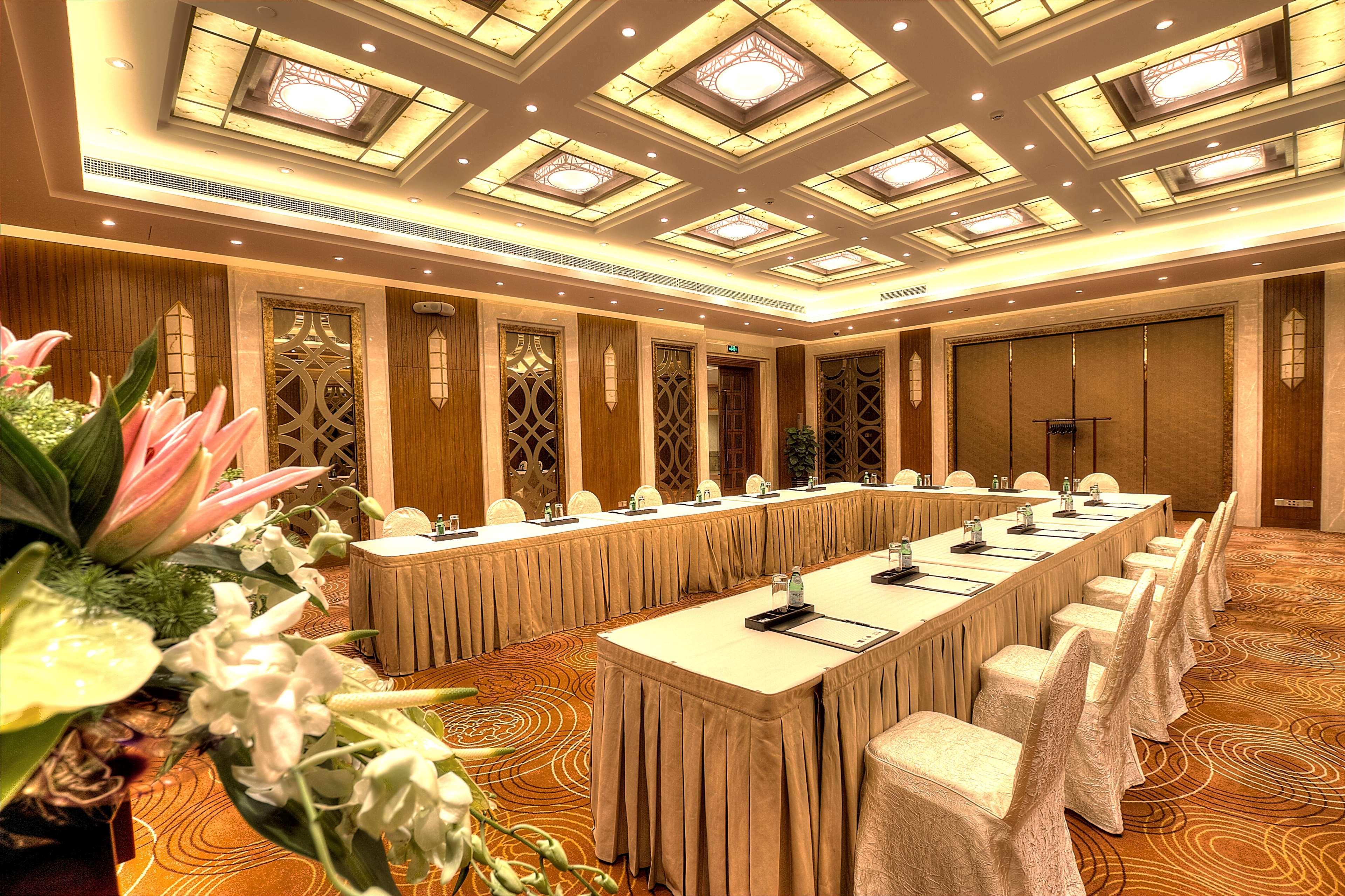 Radisson Collection Hotel, Xing Guo Sanghaj Kültér fotó